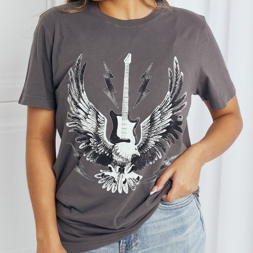 NWT mineB Full Size Eagle Graphic Tee Shirt